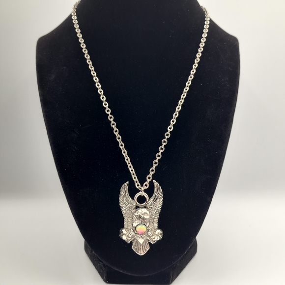Majestic Silver Eagle Pendant Necklace - Vintage 90s - Picture 1 of 12
